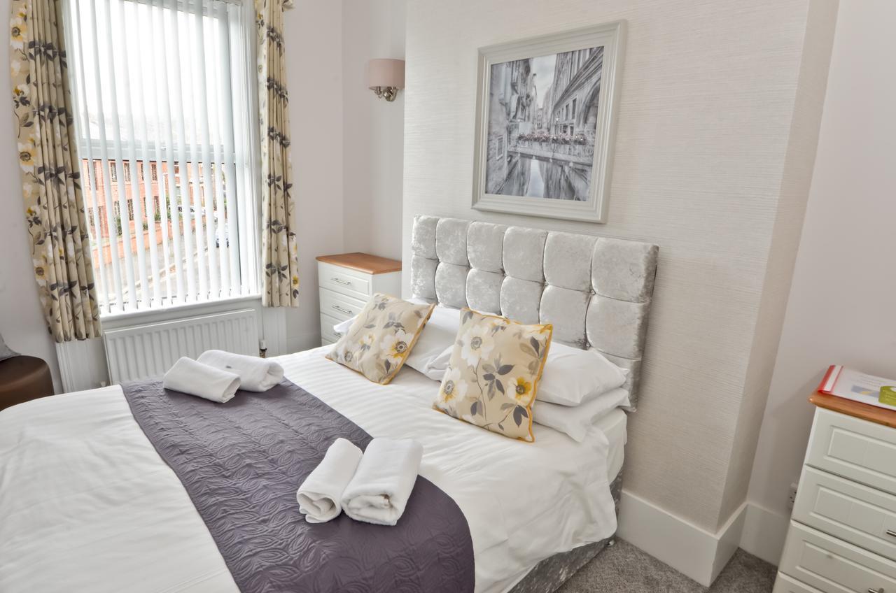 Oyo Parador Lodge Belfast Bagian luar foto
