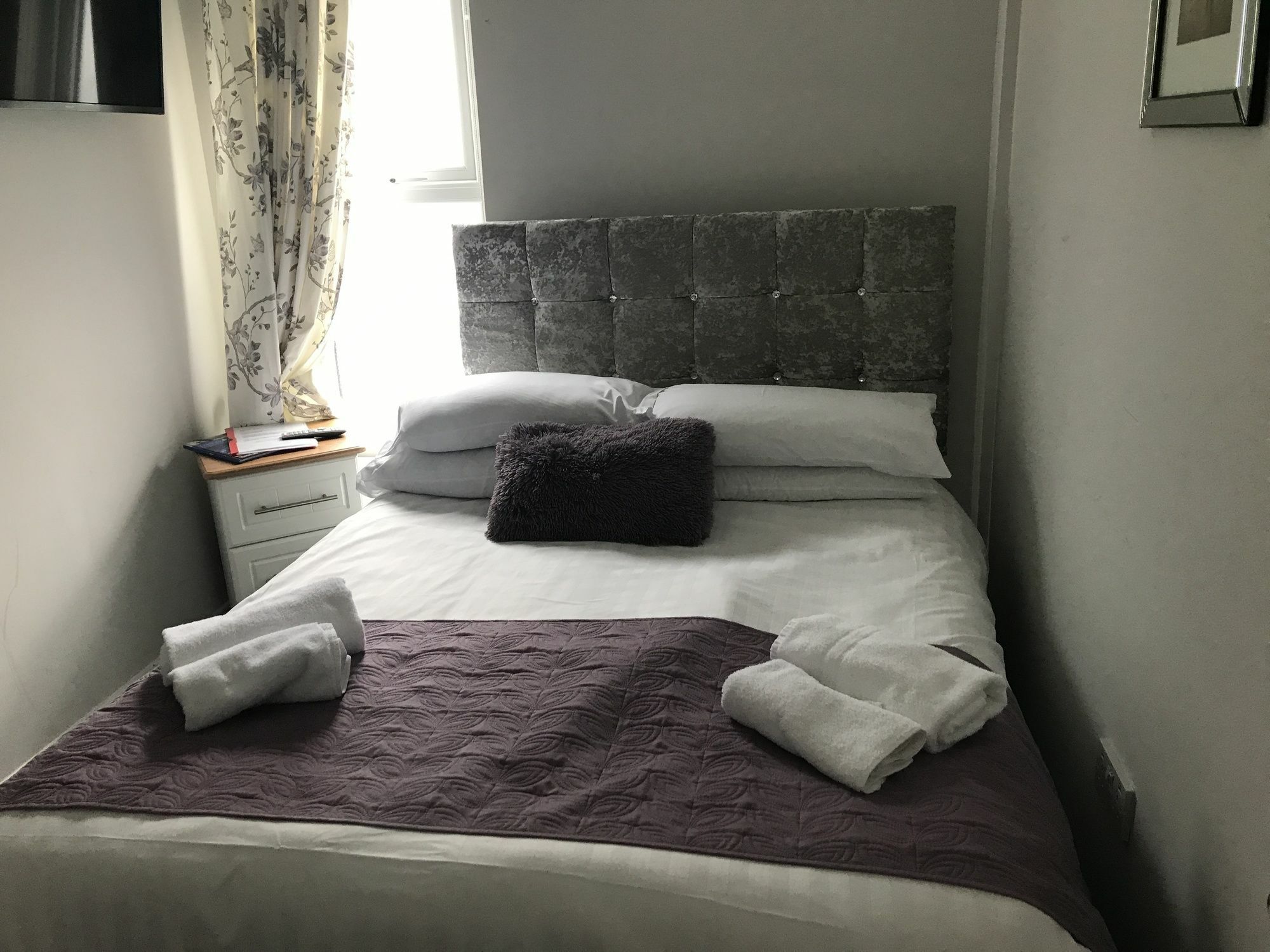 Oyo Parador Lodge Belfast Bagian luar foto