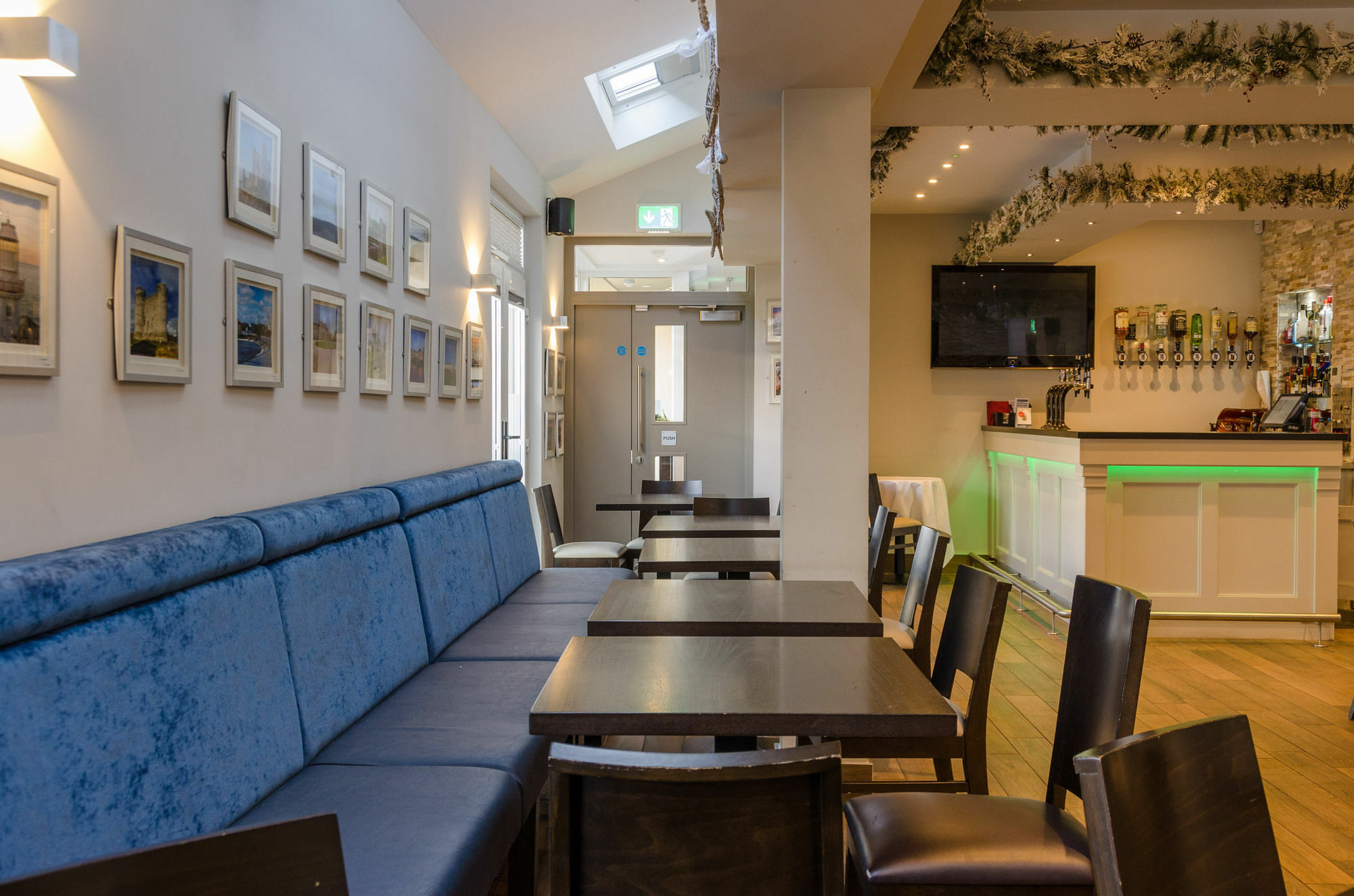 Oyo Parador Lodge Belfast Bagian luar foto