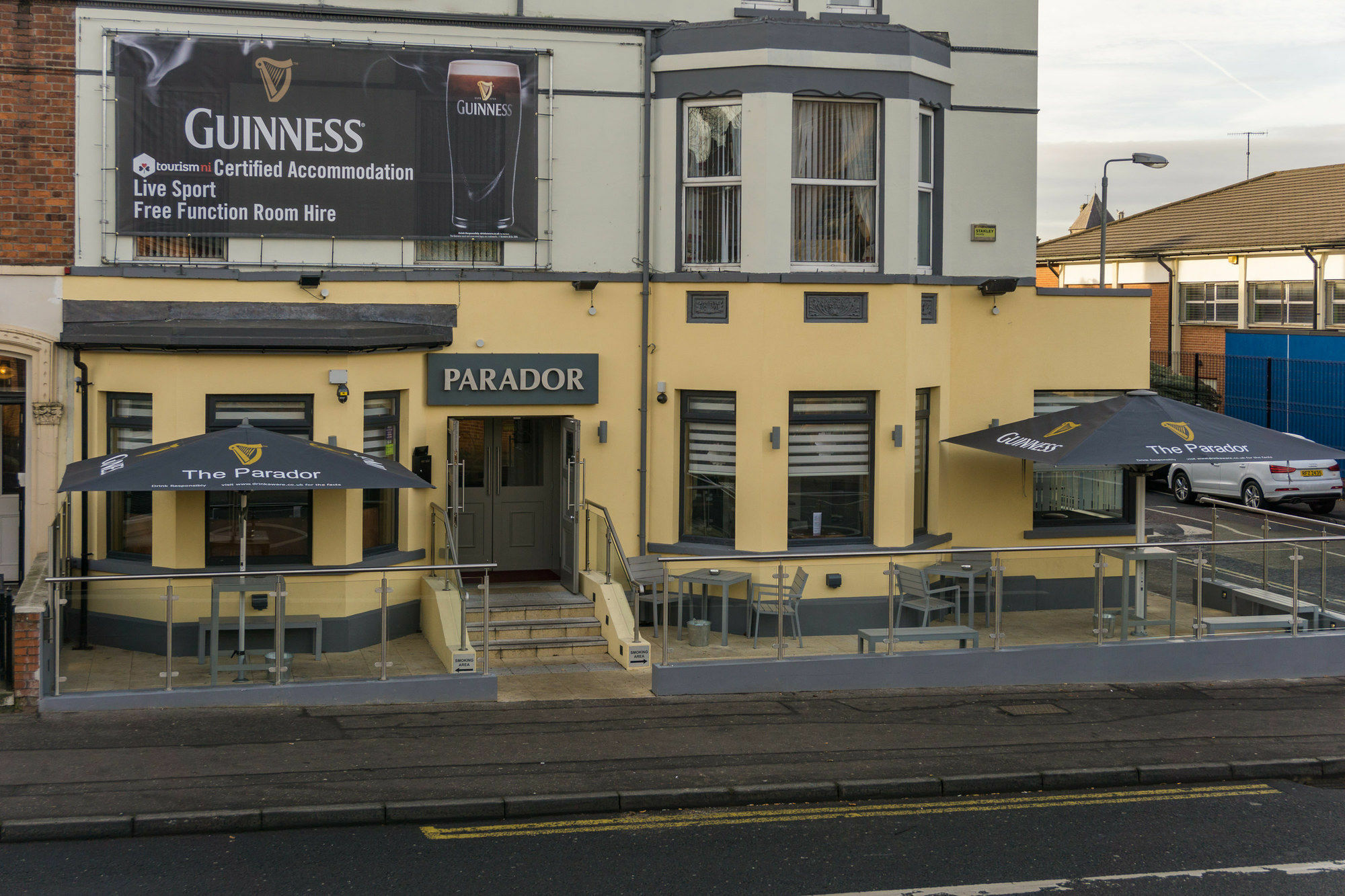 Oyo Parador Lodge Belfast Bagian luar foto