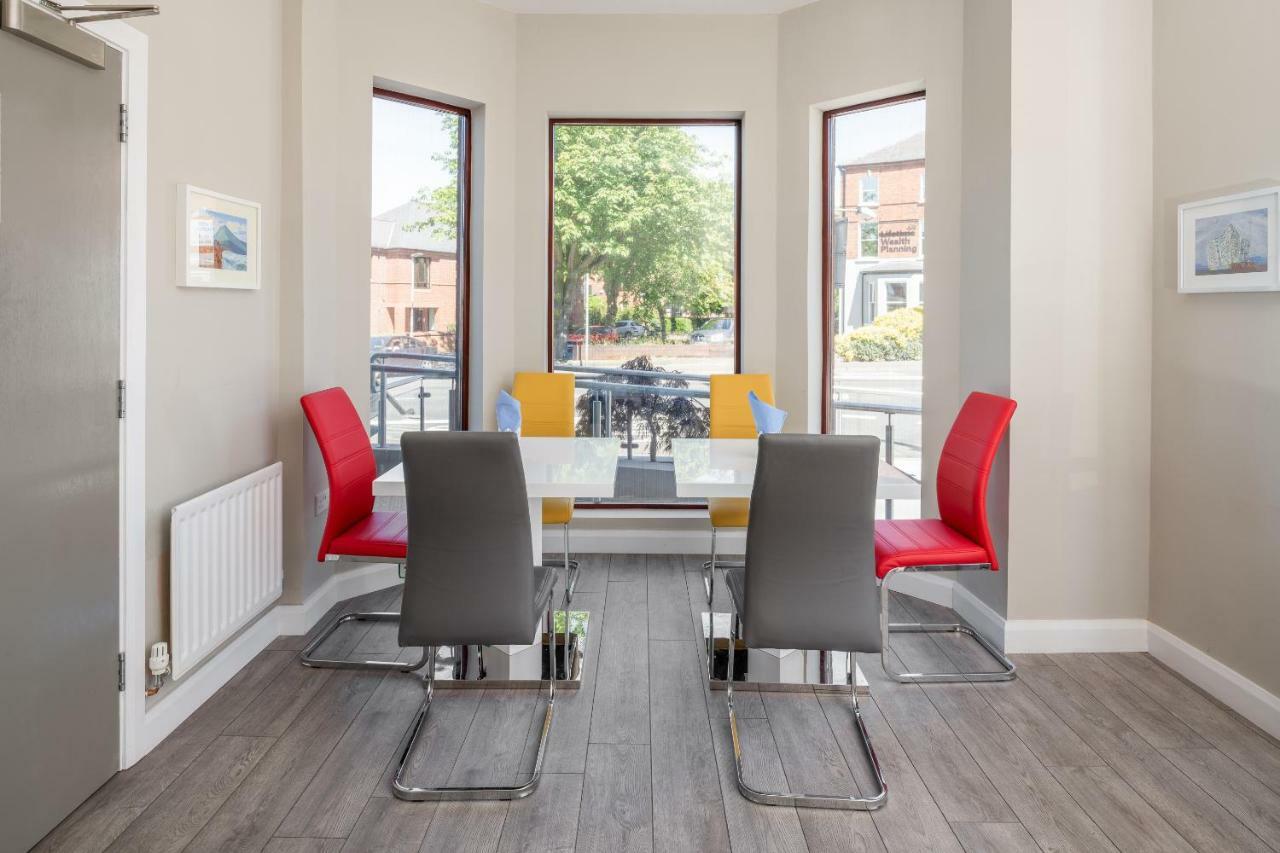 Oyo Parador Lodge Belfast Bagian luar foto